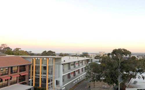 Bankstown Apartment | 92 m² Apartment ∙ 2 bedrooms ∙ 6 guests
