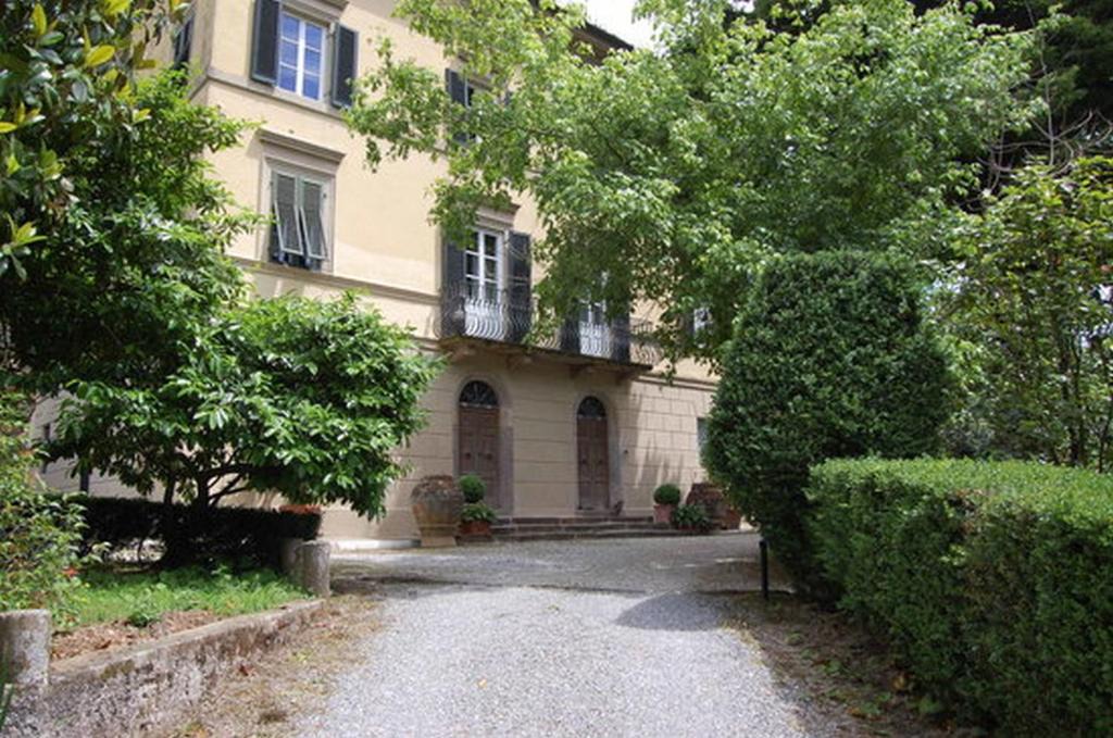 Pieve di Compito House | Agriturismo Alle Camelie