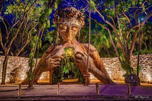 Zona Hotelera Hotel | Ahau Beachfront Tulum Hotel
