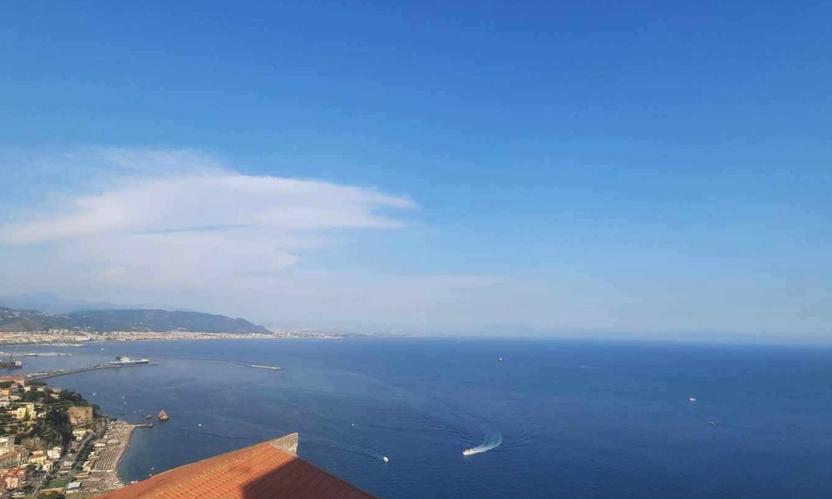 Raito Apartment | Anna's Terrace Super panoramic apartment equipped with balconies and terraces