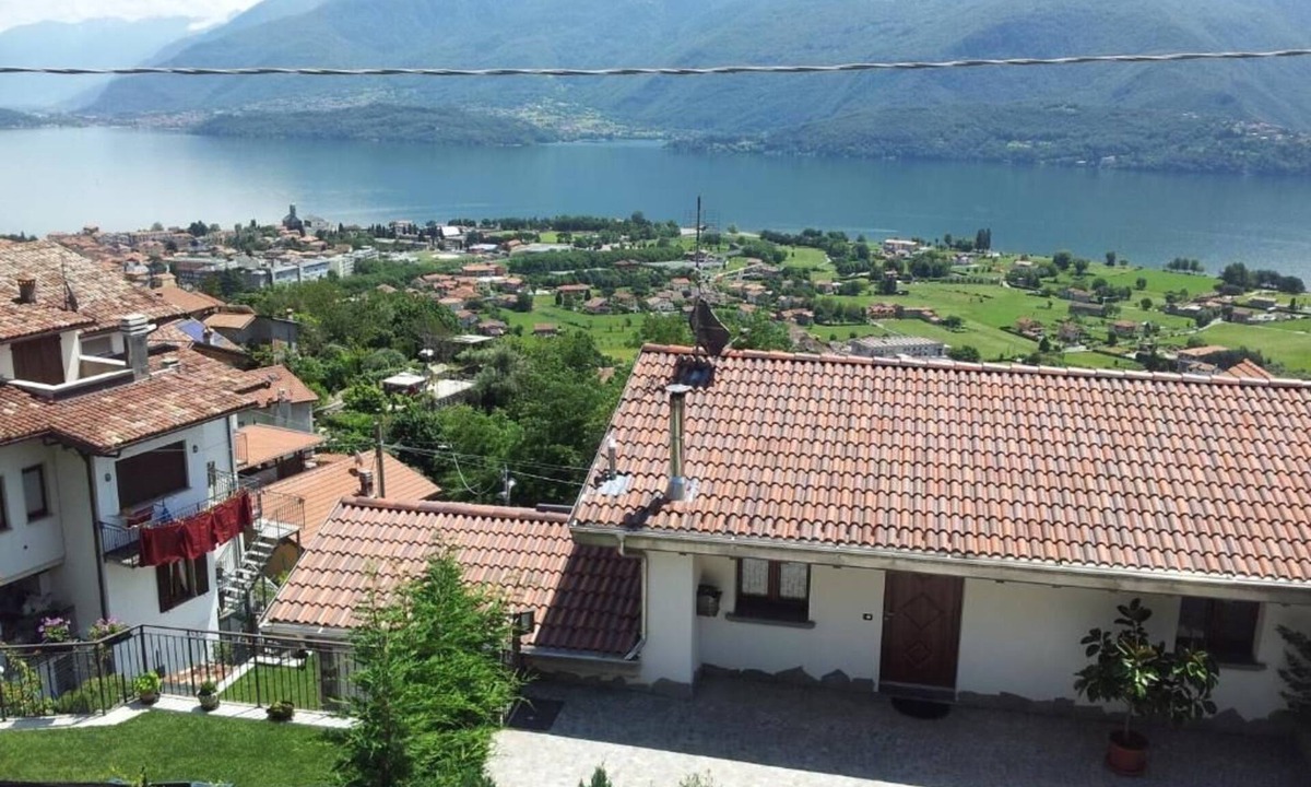 Consiglio di Rumo Apartment | APARTMENT 1 BEDROOM WITH A FANTASTIC VIEW OF LAKE COMO