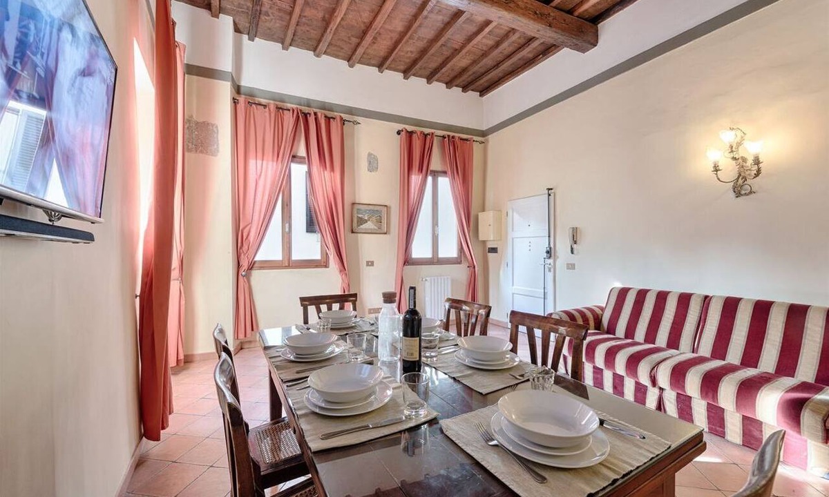 San Giovanni Apartment | Apartment Central Strozzi in Florence by Mmega