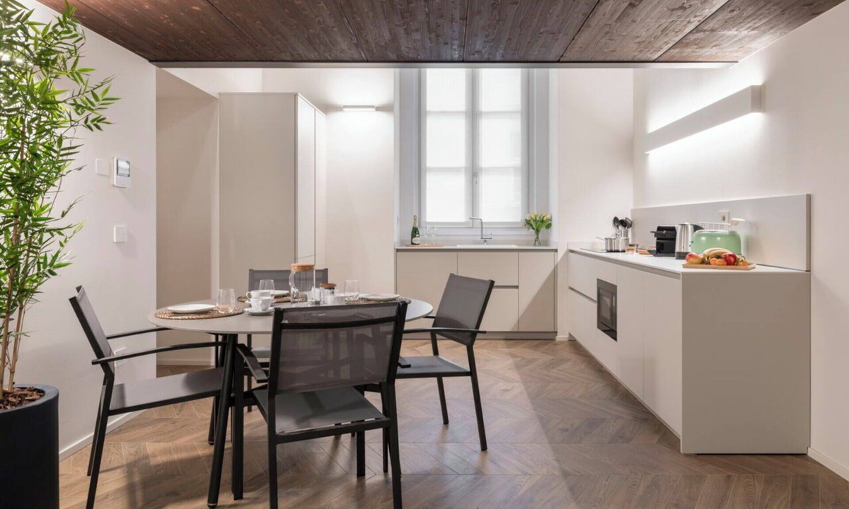 Como City Centre Apartment | Apartment in Como with 2 bedrooms sleeps 4
