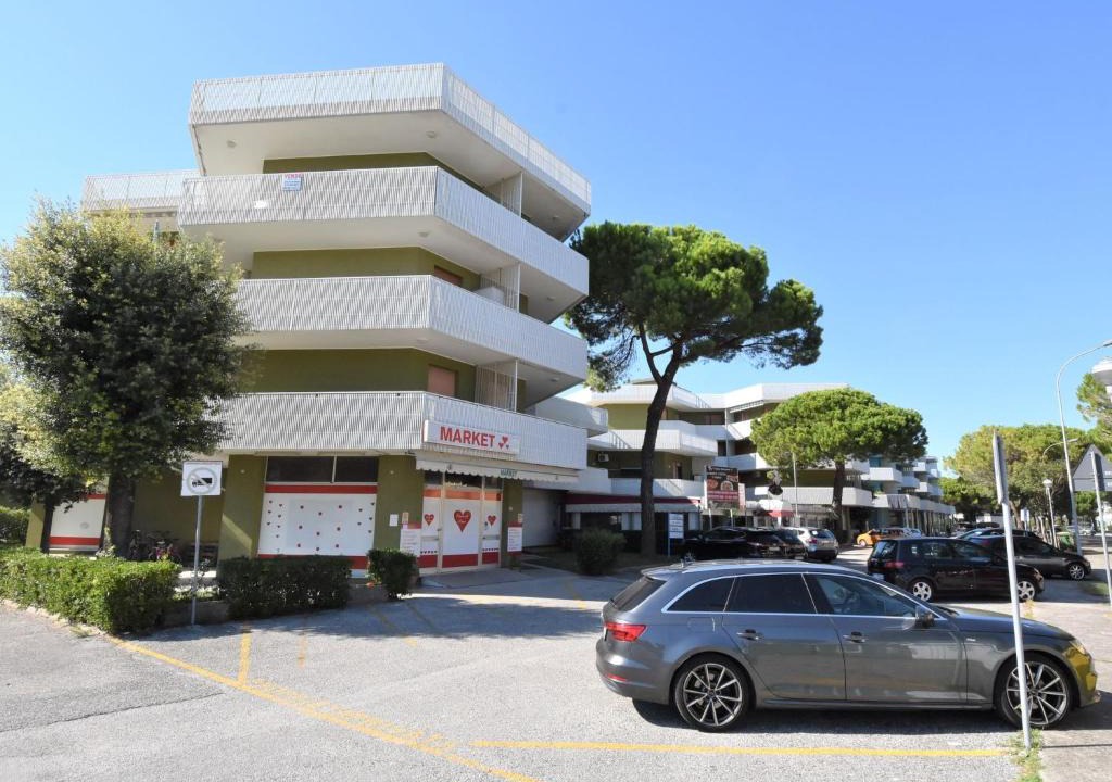 Bibione Apartment | Apartment Moschettieri-1 by Interhome
