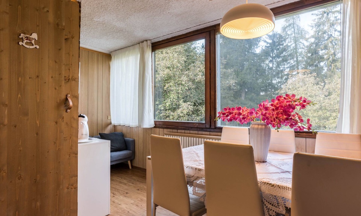 Marilleva Apartment | Apartment 'Volpi' with Mountain View and Shared Terrace