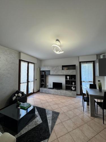 Luino Apartment | Appartamento Amendola