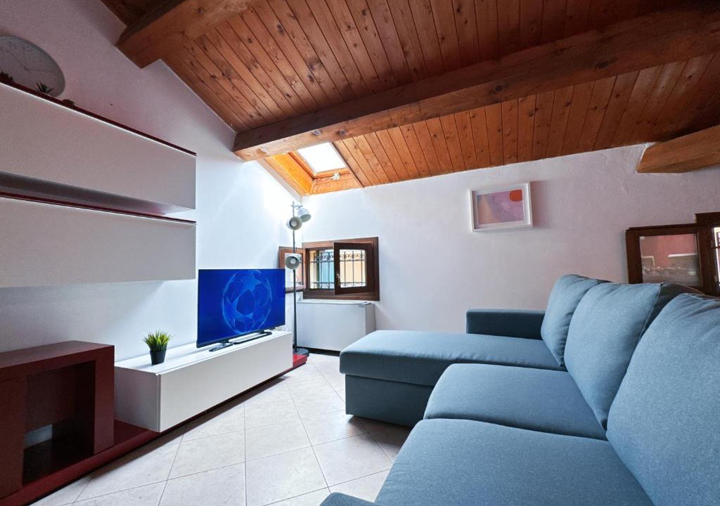 Rovigo Apartment | Appartamento centro Rovigo 8 ospiti, 2 bagni