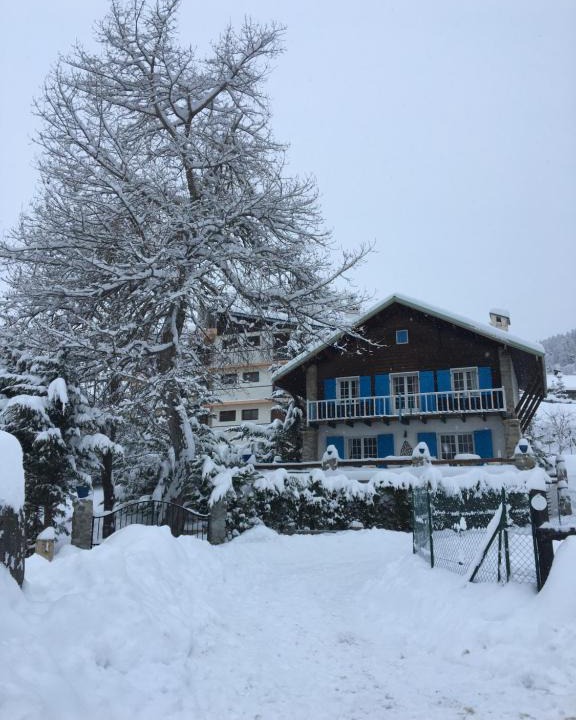 Saint-Etienne-de-Tinee Ski Chalet | Auron Chalet Galateias