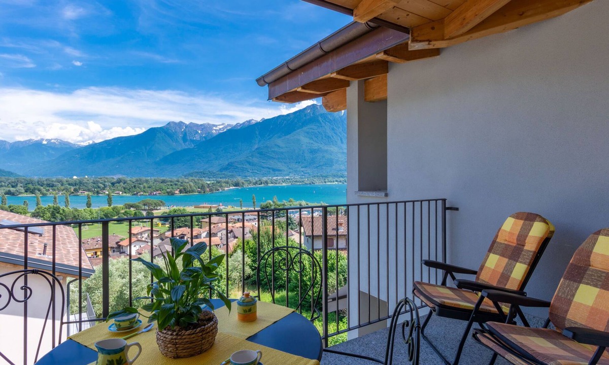 Gera Lario Apartment | Azalea (GLA103) by Interhome