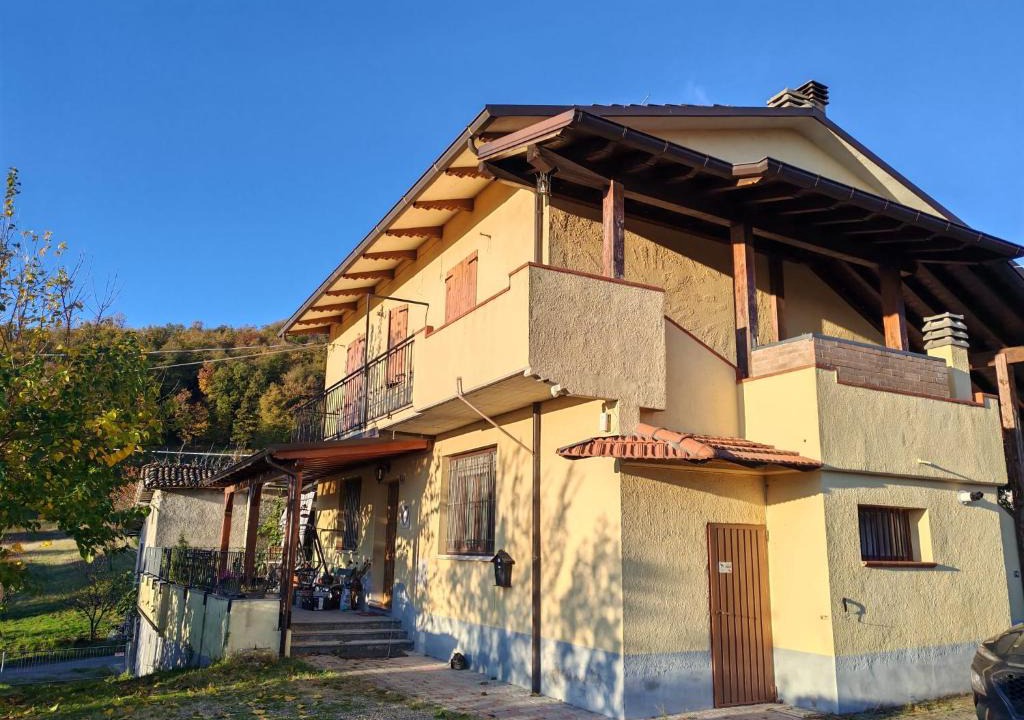 Castellarano Apartment | B&B 3B Cavriana