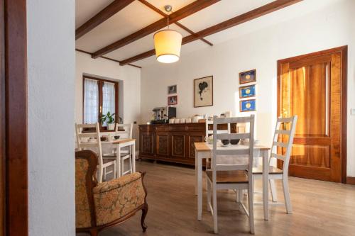 Granozzo con Monticello Bed & Breakfast | B&B Cascina Baraggione