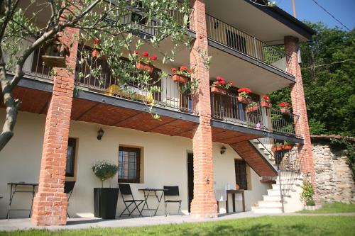 Chiaverano Bed & Breakfast | B&B Cascina Brunod