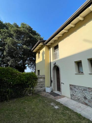 Monzambano House | B&B Il Melograno
