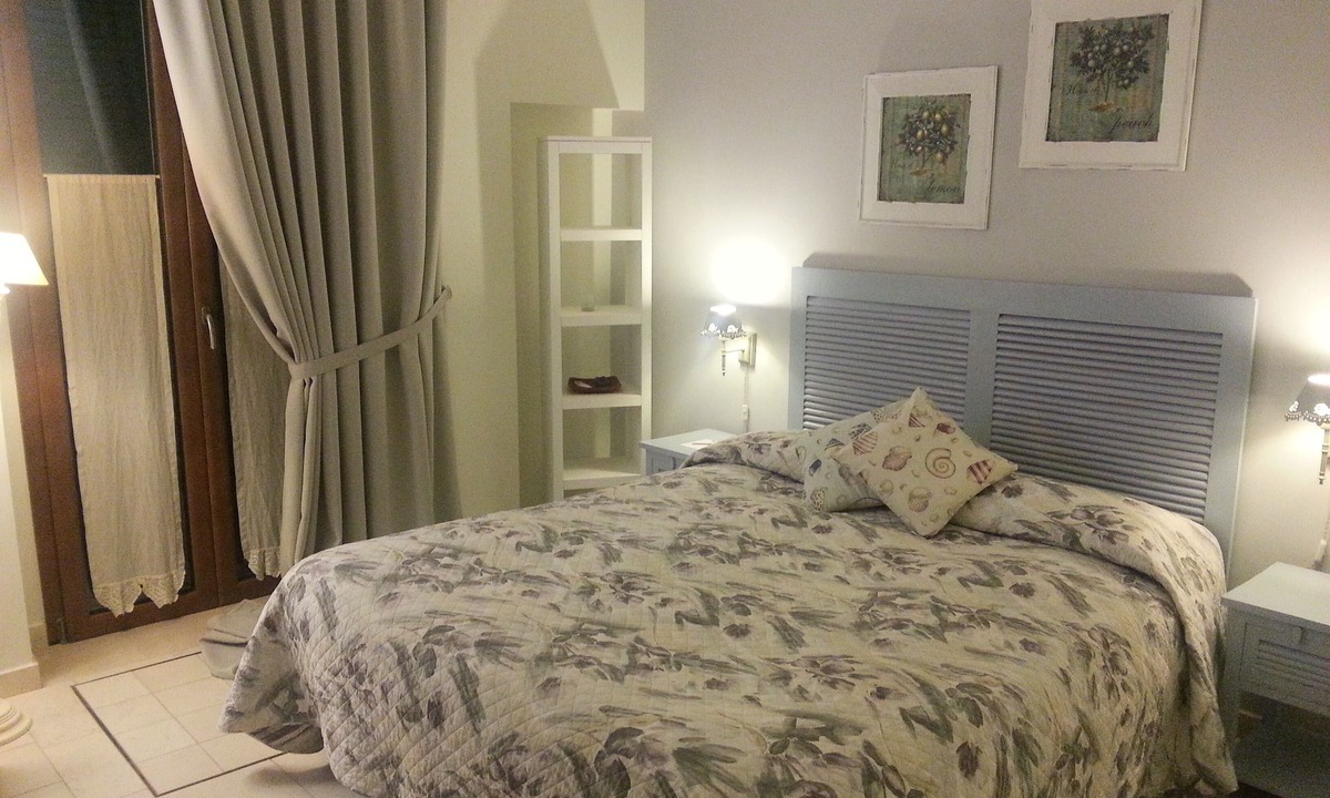 Trani Bed & Breakfast | B&B Torrente Antico, a place to feel at home in Puglia.