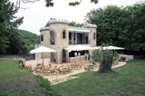Treglia Bed & Breakfast | B&B Villa Torri Petrose