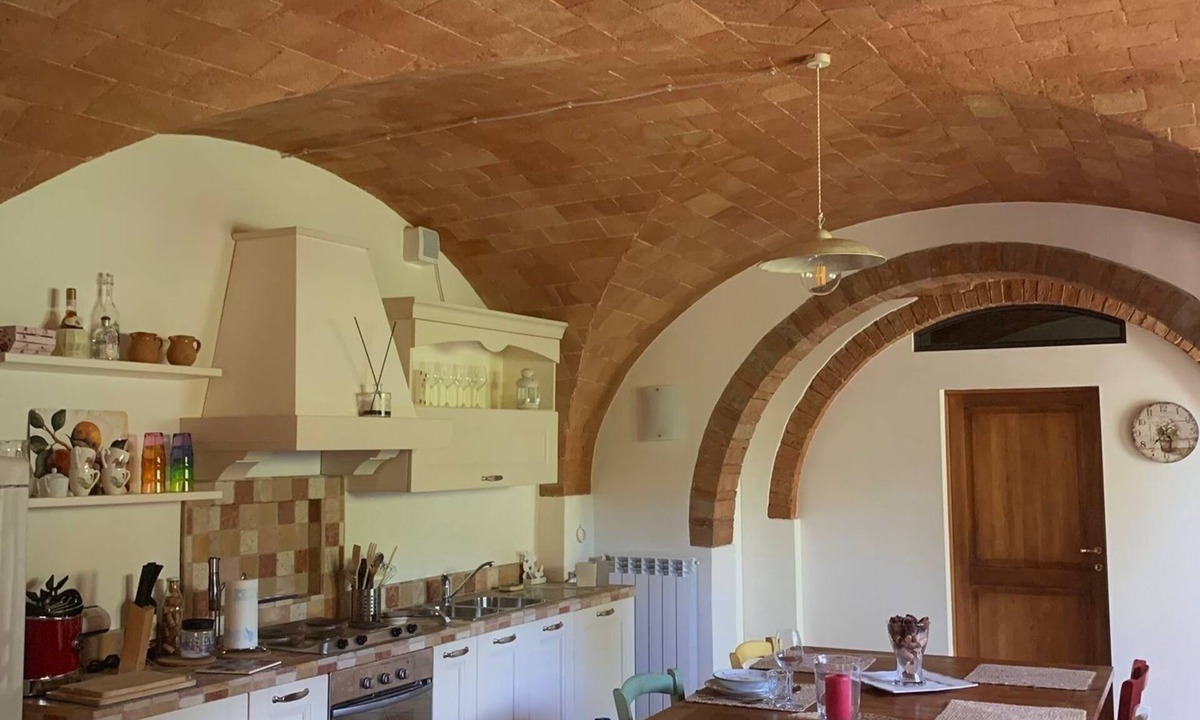 Gambassi Terme House | Barn with swimming pool near some of Tuscany's most evocative villages