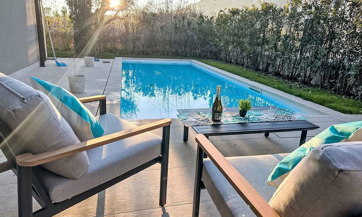 Costermano Villa | Beautiful private villa for 6 people with WIFI, private pool, A/C, TV, patio and panoramic view