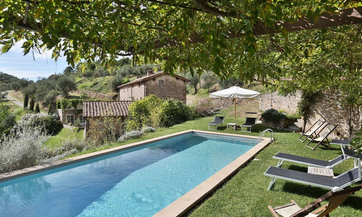 Vorno Villa | Beautiful private villa with private pool, WIFI, A/C, TV, terrace and panoramic view, close to L.
