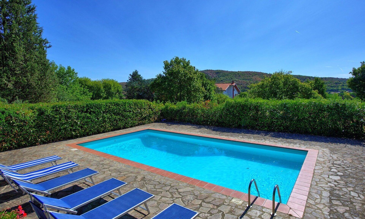 Ambra Villa | Beautiful private villa for 8 people with private pool, WIFI, TV, balcony and panoramic view