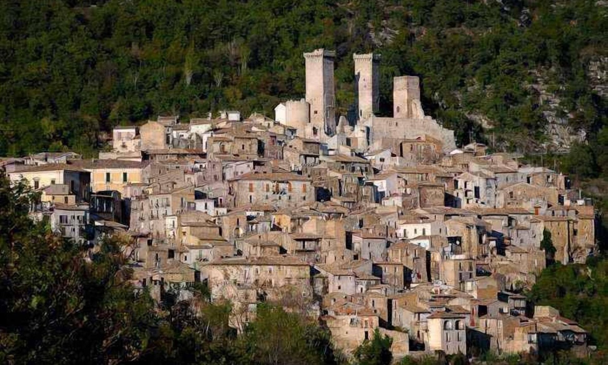 Pacentro Apartment | Bed and Breakfast San Marco,MiniBB with fireplace, Vico II Lattanzio 3, Pacentro