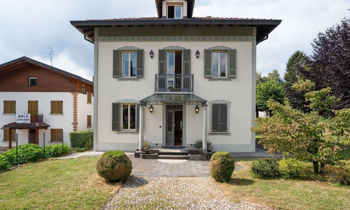 Lanzo d'Intelvi Villa | Belvilla by OYO Villa in Lanzo d'Intelvi