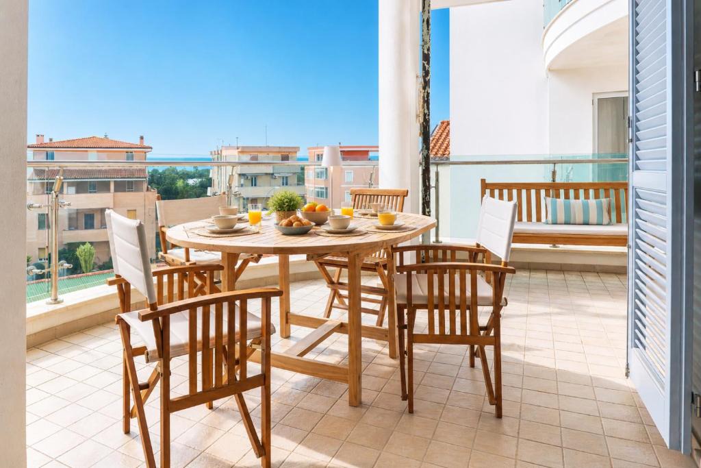La Taulera Apartment | Blue House