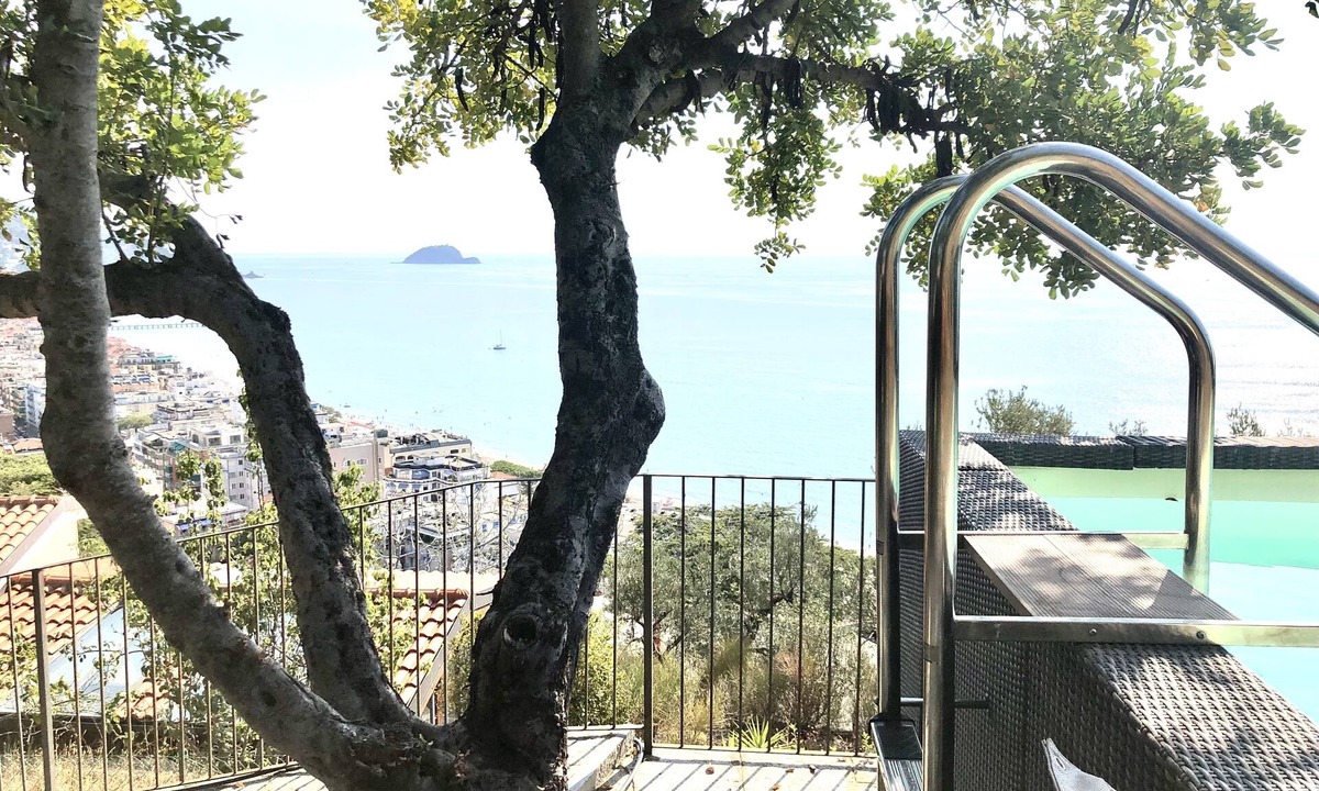 Alassio Villa | By Luigi mare - Private villa overlooking the gulf