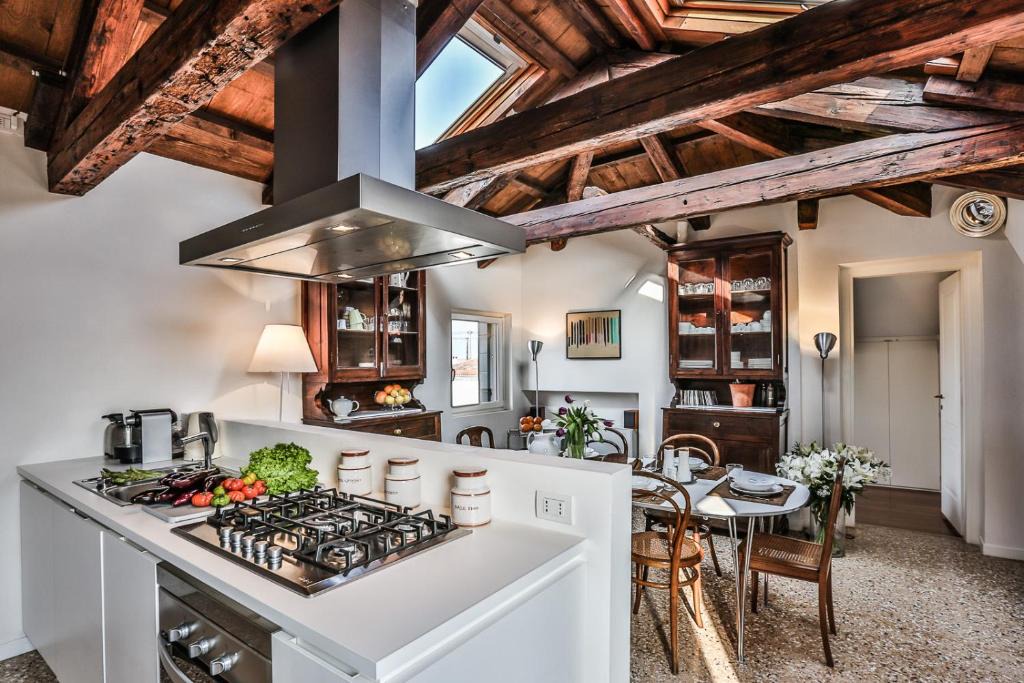 Castello Apartment | Ca' San Lorenzo 2