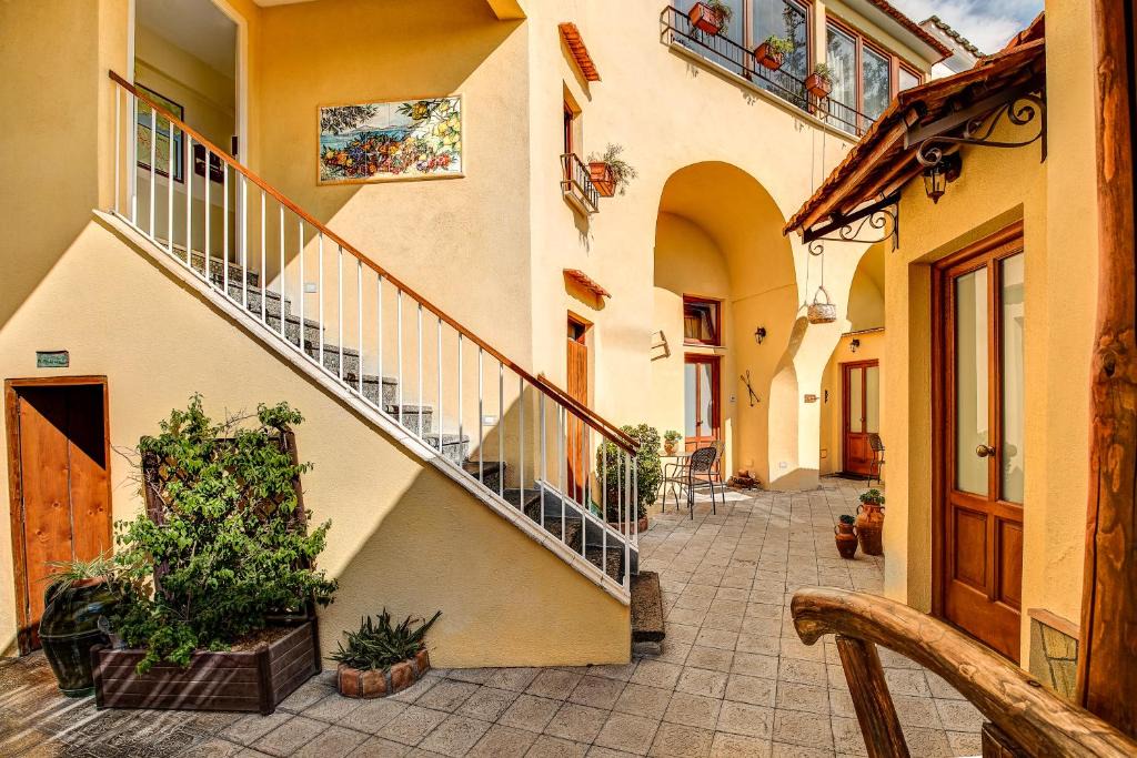 Meta House | Casa Nannina