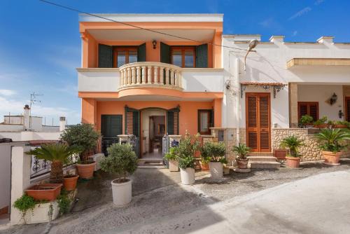 Castro Marina House | Casa Pireddu by BarbarHouse
