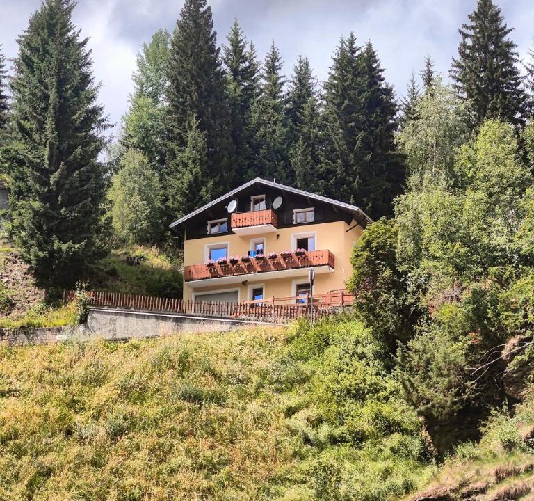Valtellina Apartment | Casa Producena