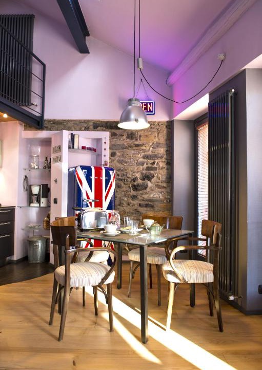 Cernobbio House | Casa Rossa - byMyHomeinComo