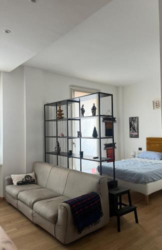 Zona Solari Apartment | CasaBella Design Studio with balcony Navigli Area