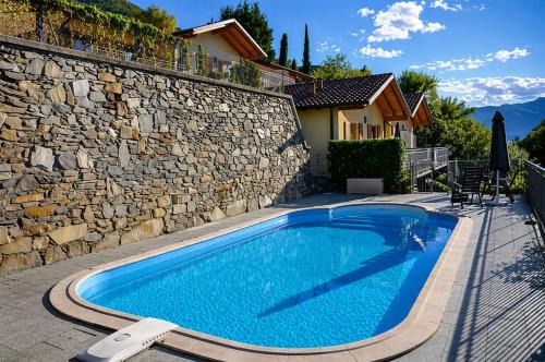 Tronzano Lago Maggiore House | Case Bellissime