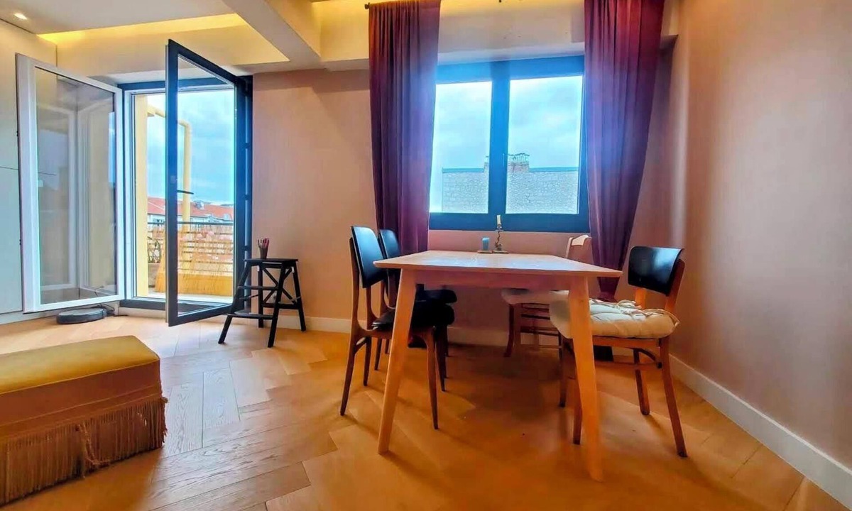 Thiers Apartment | Central Nice Apt w/Terrace - Family & Business