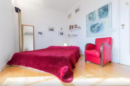 Borgo Dora House | Central Room camera privata in appartamento not a hotel con bagno e terrazza privati