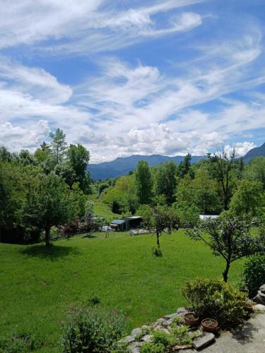 Montegrino Valtravaglia Apartment | Come a casa B&B