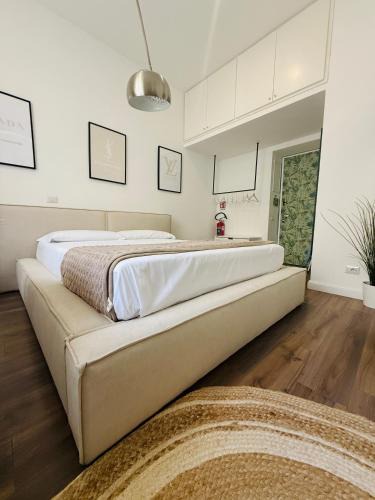 Guastalla Apartment | ComeCasa Modern Studio Crocetta M3