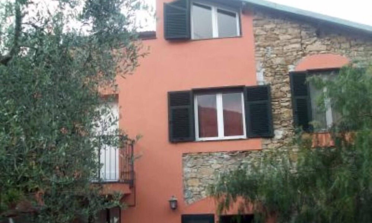 Olivastri Apartment | Cozy studio with large terrace overlooking the countryside a few kilometers from the sea. Typical residence