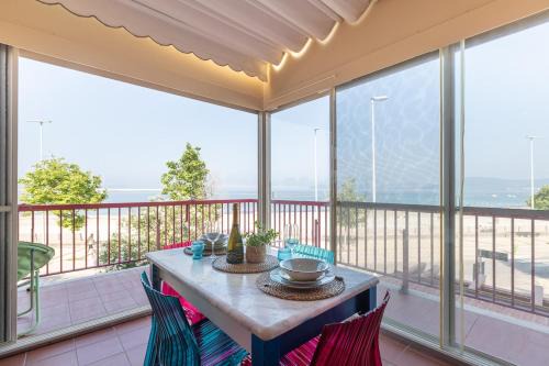 Lido Apartment | Fronte Mare - Parcheggio Privato - Elvissa View