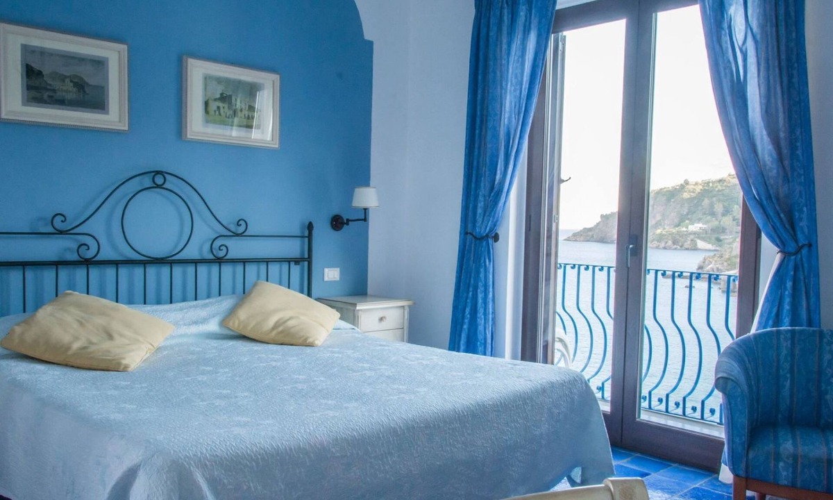 Lipari Historic Centre Apartment | Gästezimmer 'FB-Zimmer am Meer 689' by Interhome