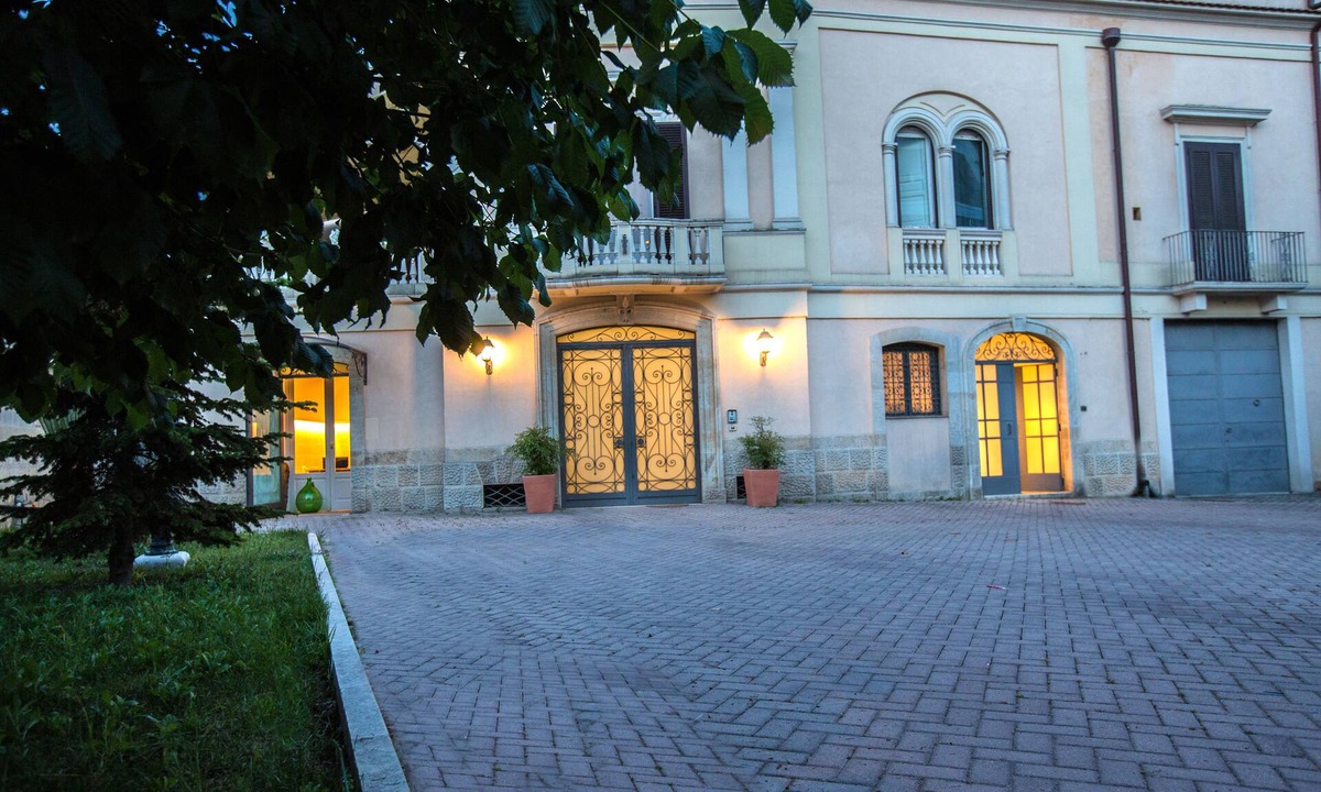 Gravina in Puglia Bed & Breakfast | Giardini 82 B&B