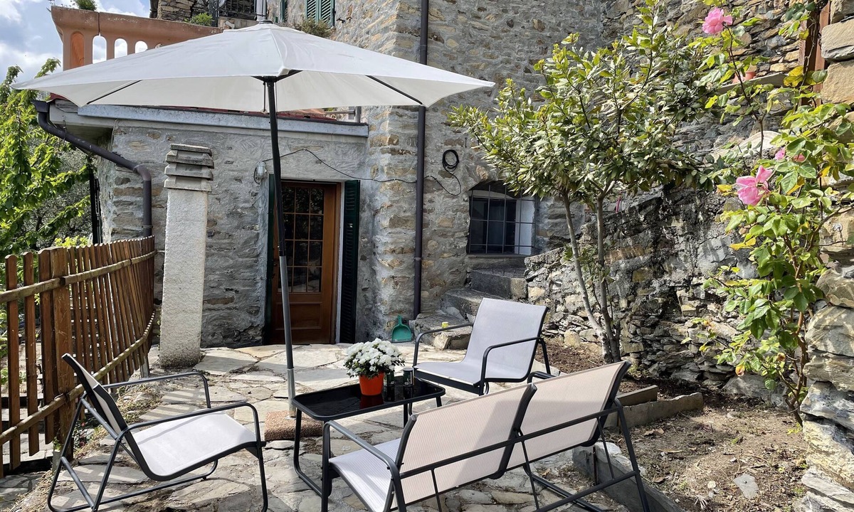 Molini di Triora House | Grandpa Memé mountain house with panoramic outdoor area