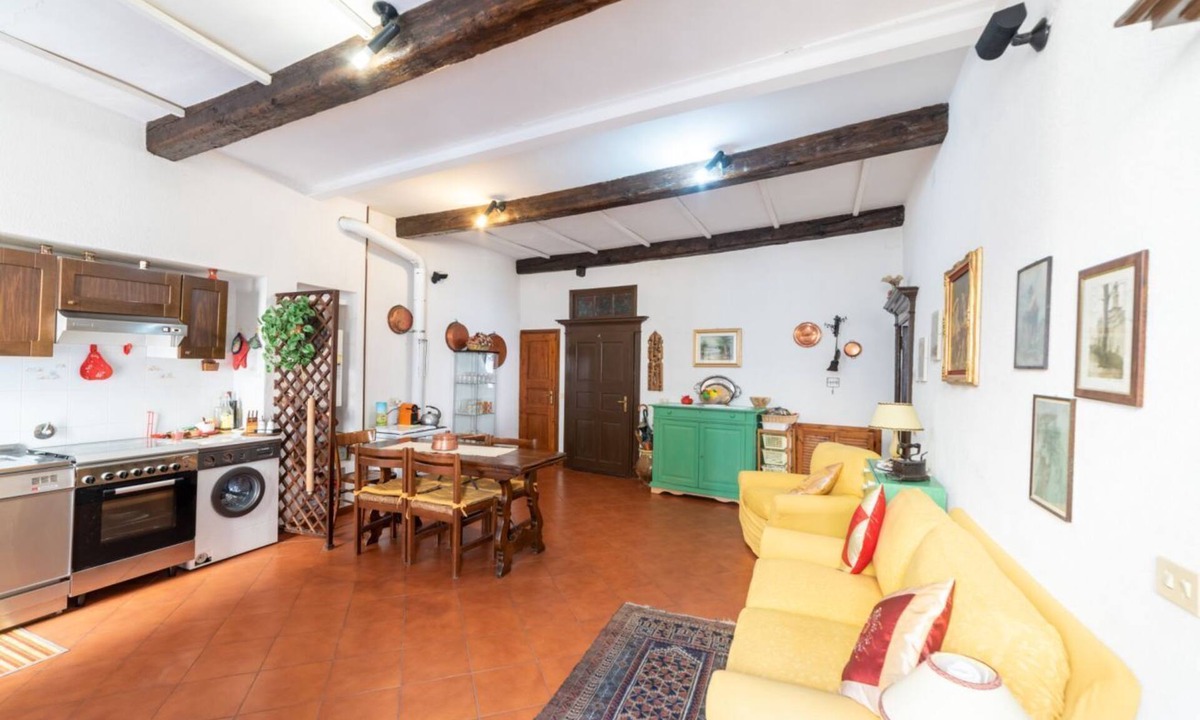 Castel Vittorio Apartment | GuestHost - Discovering Liguria! Castelvittorio Holiday Apt x4