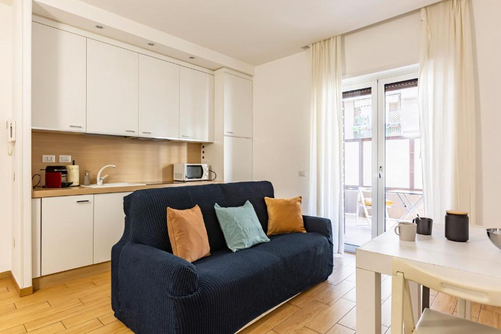 Lungarno del Tempio Apartment | GuestHost - Florence Cozy Apartment with Small Terrace