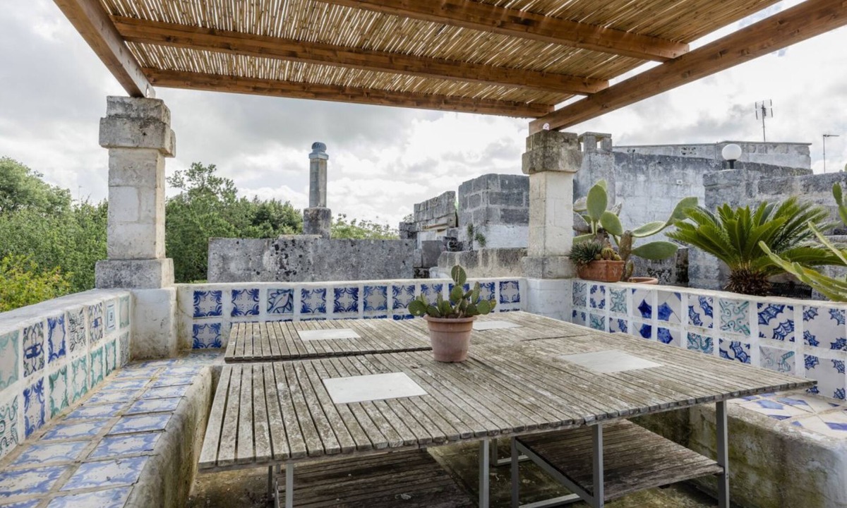 Ortelle Apartment | GuestHost - Ortelle House of the 5 Fireplaces with terrace