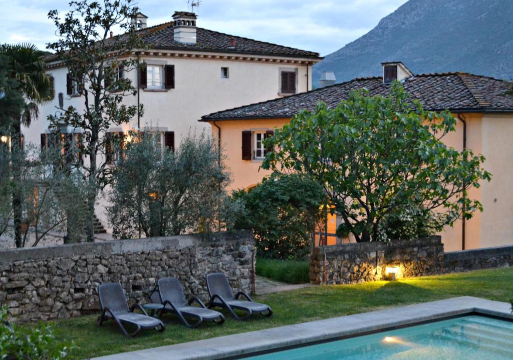 San Lorenzo a Vaccoli Hotel | Hotel Albergo Villa Marta