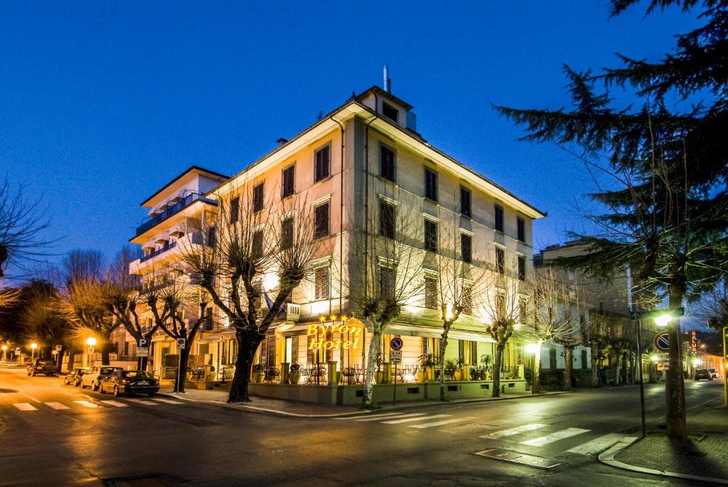 Margine Coperta-Traversagna Hotel | Hotel Byron