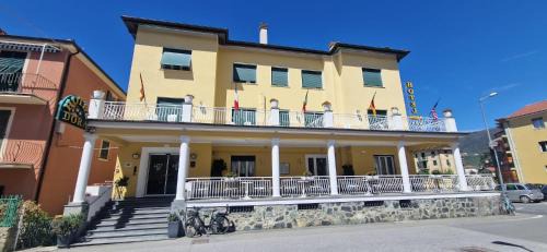 Levanto Hotel | Hotel Dora