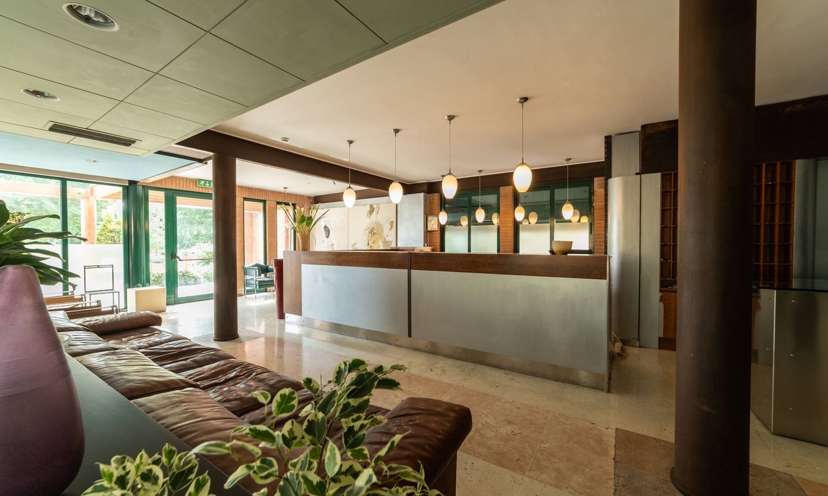 Sandrigo Hotel | HOTEL QUERINI - Essential Business Hotel, Sandrigo